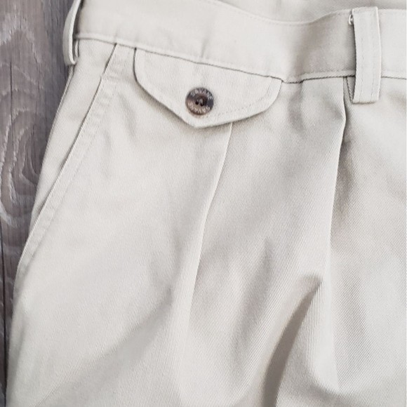Savane light tan casual pants with pleated front and cuffed hem size 42/30 - Picture 4 of 6